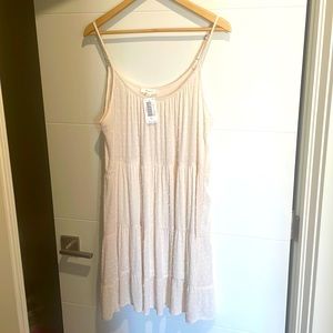 Pseudio cream coloured dress - NWT size Large